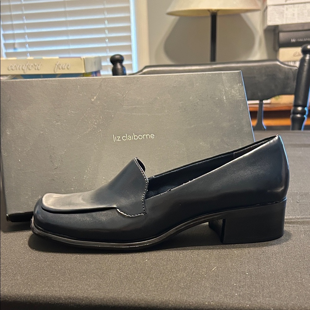 Liz Claiborne Elegant Loafers